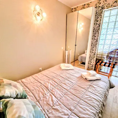Yellow Mountain Apartment